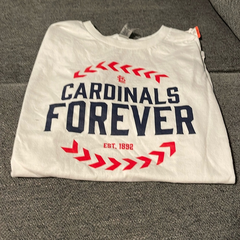 🎈St. Louis Cardinals T-shirt.